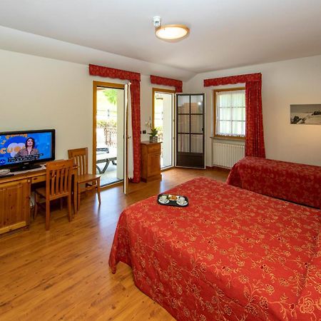 Albergo Edelweiss - Larespa Crodo Ngoại thất bức ảnh
