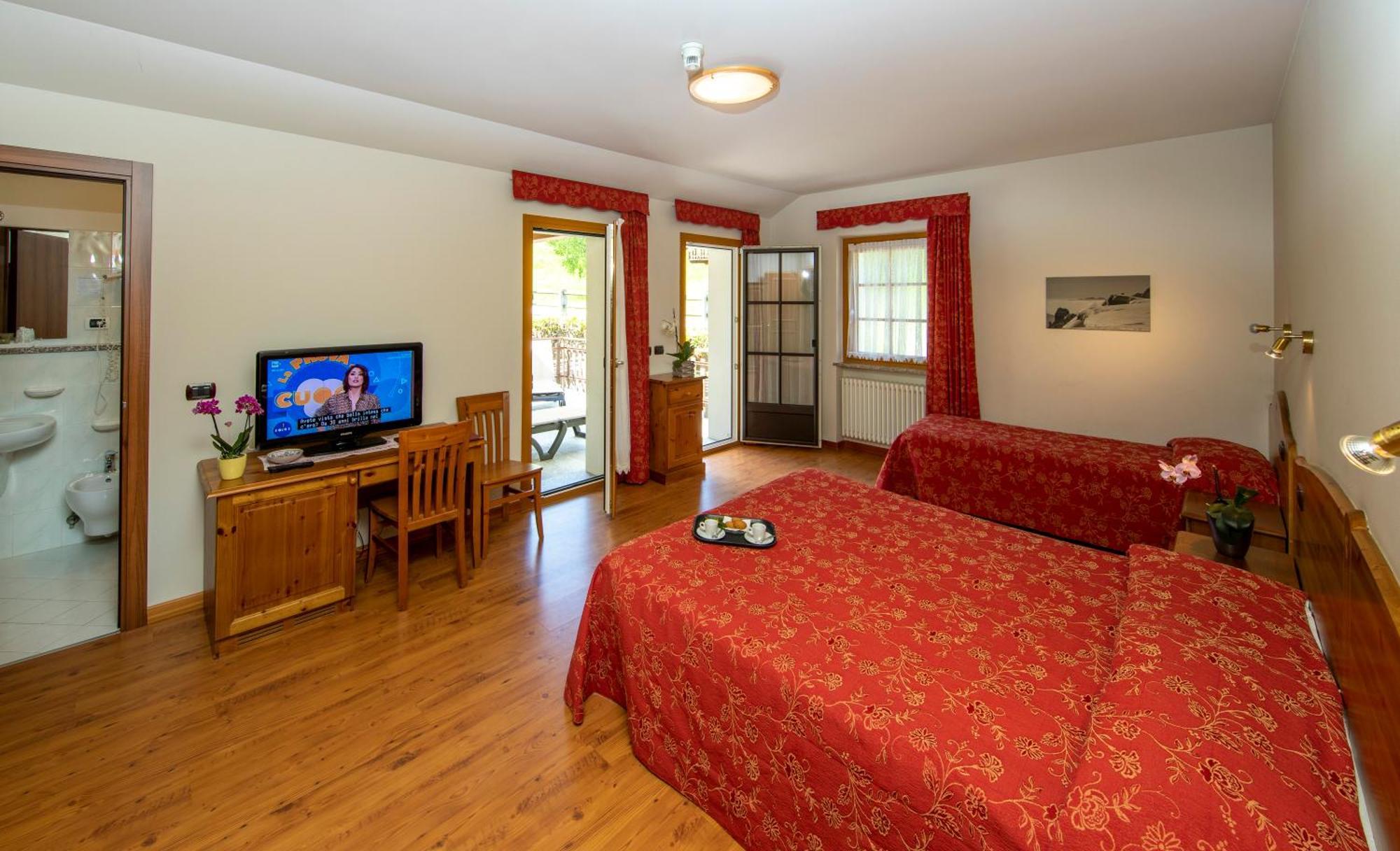 Albergo Edelweiss - Larespa Crodo Ngoại thất bức ảnh